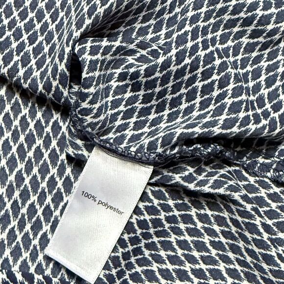 Maurices Blouse Blue White Flowy Surplice Criss Cross V-Neck Top Sz L - Picture 9 of 10